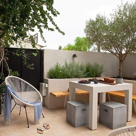 Corfu Town Stylish Twin Apartment Bagian luar foto