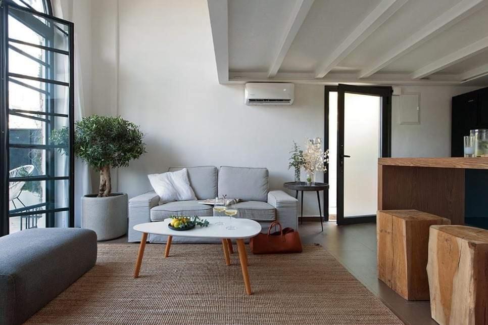Corfu Town Stylish Twin Apartment Bagian luar foto